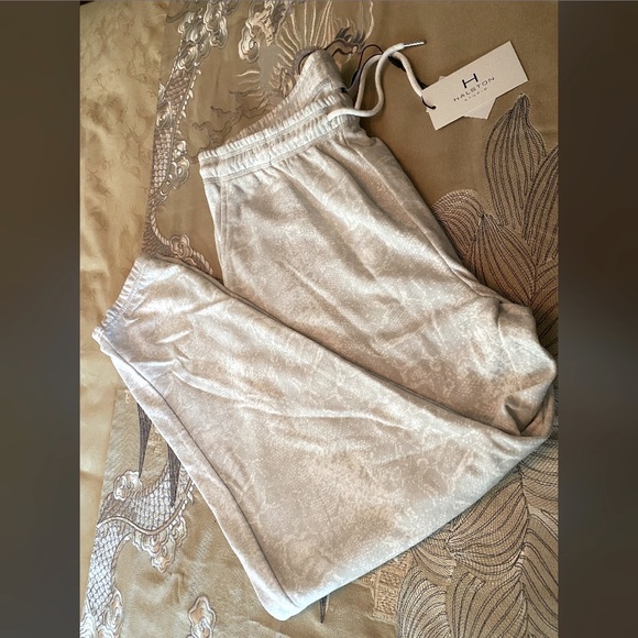H HALSTON STUDIO Drawstring Joggers, Size L - Picture 3 of 4
